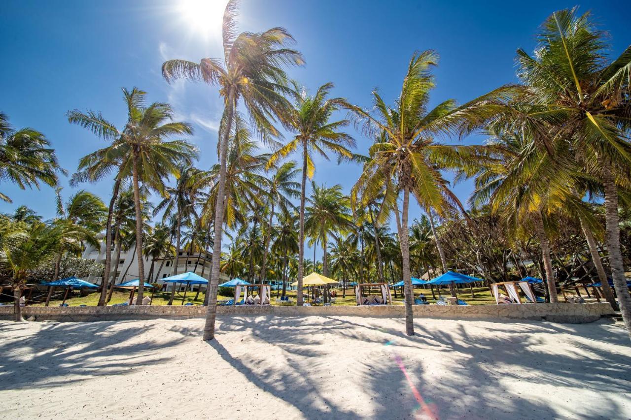 Prideinn Flamingo Beach Resort & Spa Mombasa Shanzu Exterior photo