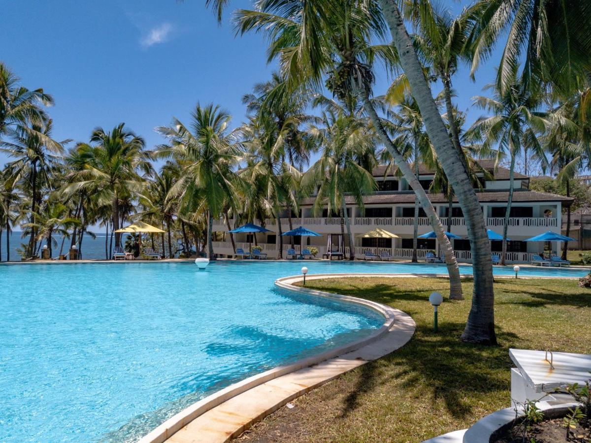 Prideinn Flamingo Beach Resort & Spa Mombasa Shanzu Exterior photo